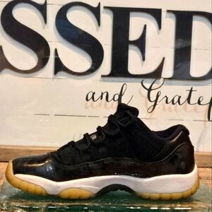 Air Jordan 11 Retro Low GS Sz 5.5Y Black 'Barons' Grey #528896-010